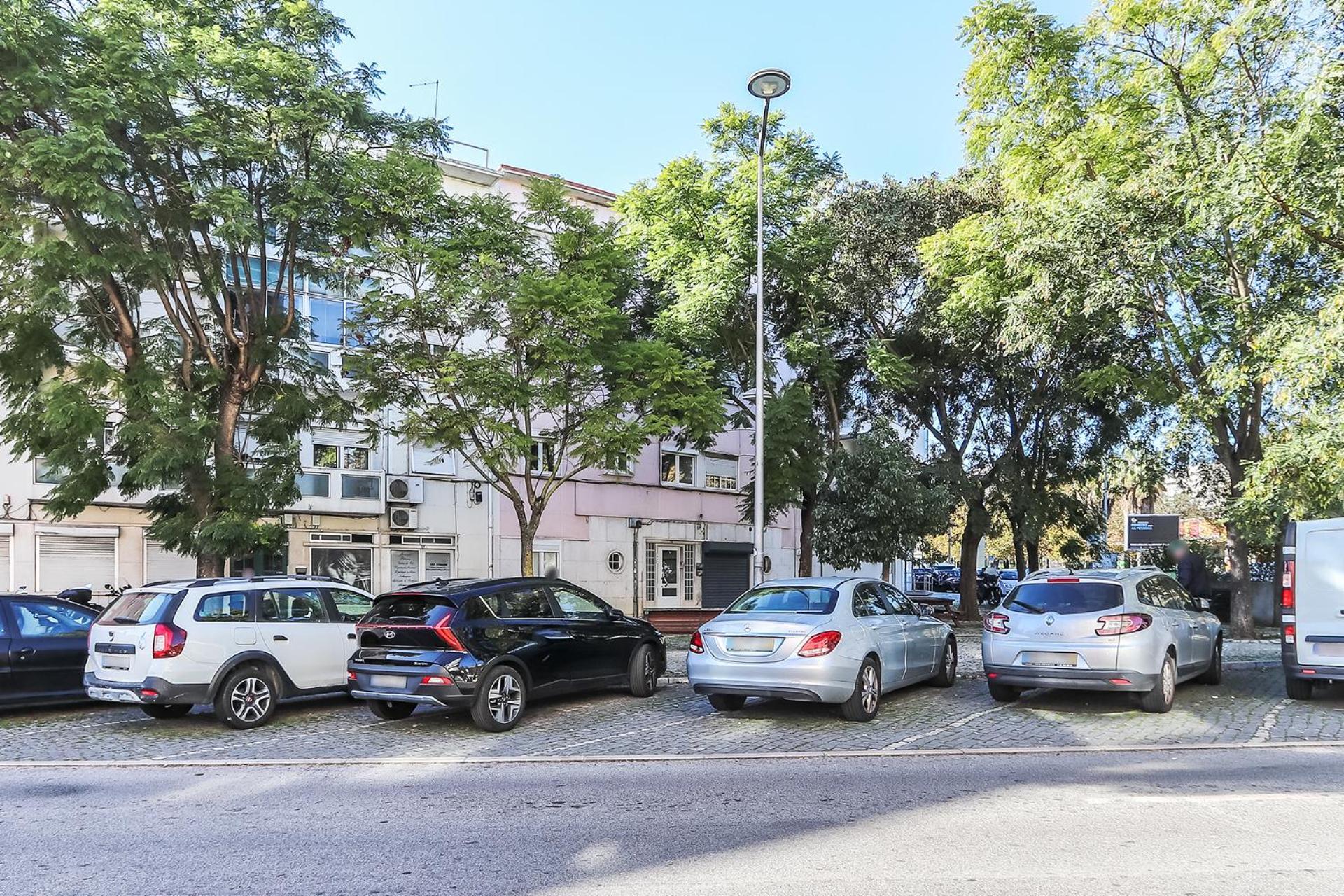Vita Portucale ! Moscavide Casa Branca W/ Terrace Lisboa Exteriör bild